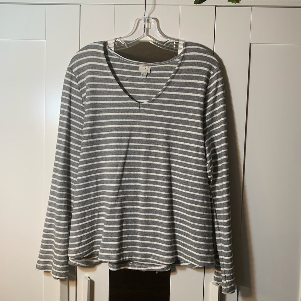 a.new.day Gray and White Striped Long Sleeve Top!
